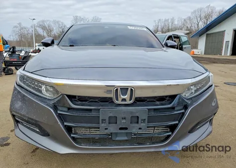 2018 Honda Accord Exl z USA, uszkodzony, nr VIN 1HGCV2F57JA010096